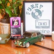 Steepletone Classic MKII Retro Car Bluetooth Speaker &amp; FM Radio image