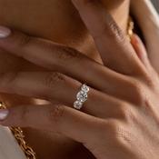AILESBURY 2ct | Round 3-Stone Natural Diamond Engagement Ring in 18ct Gold