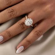 COCO | Oval Halo Lab Grown Diamond Engagement Ring Set in 18ct Gold