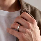GRIFFIN 4mm | Men's Wedding Ring in Platinum image