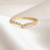 SYMPHONY | Natural Diamond Wedding Ring in 18ct Gold