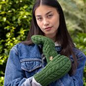 Aran Cable Mittens Dark Green image