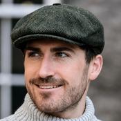 Driving Cap in Herringbone Green image