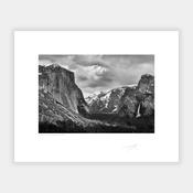 Tunnel View image