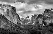 Tunnel View image