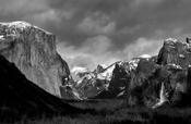 Tunnel View image