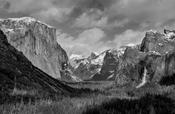 Tunnel View image