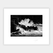 Crashing waves image