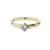 18ct. Yellow Gold Ring, Princess Cut Diamond image