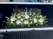 Double-ended spray of fresh flowers