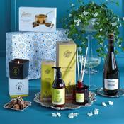 Ladies Prosecco &amp; Pamper Hamper image