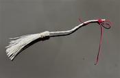 Mini wire broomstick with cord