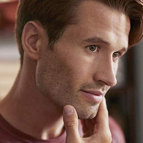 Philips Men's Electric Travel Shaver - Cordless, Close Cut System, Self-sharpening blades