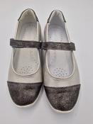 Kornecki Girls Ballerinas – White &amp; Grey image