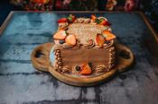Vanilla Buttercream Sponge Cake