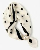 Orla Magnetic Pearl Scarf – White