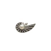 Elizabeth Pin Brooch