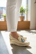 Metallic Wedge Shoe - Gold image