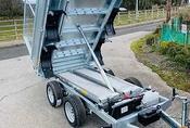 M-TEC TIPPER TRAILER TWIN AXLE <br />10FT x 5FT