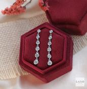18kt White Gold Drop Diamond Earrings 6 Round Brilliant Diamonds