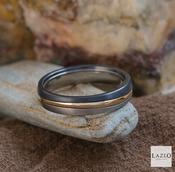 Gents Surfing Colors Zirconium 14kt Yellow gold &amp; Titanium 5mm Wedding Band image
