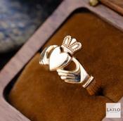 Gents Yellow Gold Traditional Claddagh Ring image