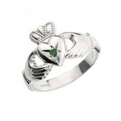 Gents White Gold Emerald Grain Set Claddagh Ring image