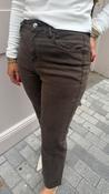 Aine Straight-Leg Jeans