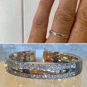 Double Diamond band on Gold