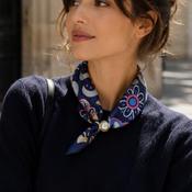 Neck Scarf Magnetic Pearl Navy Multi