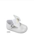 Tinny Shoes White soft sole shoe