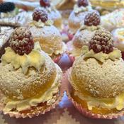 Mini Fresh Cream Victoria Sponges