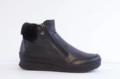 Imac 456790 / 656500 / 856680 Fur Trim Black Boot | Mc Ginleys image