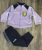 Donegal GAA Dynamo 152 Girls Infant Tracksuit Pur/Mne/Grn | Mc Ginleys