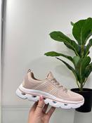 Wink Peach Ladies Runner