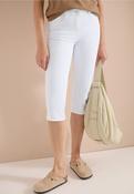 Cecil White Toronto 19" Capris 380957 - McMullans image