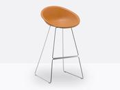 Gliss Barstool with Footrest image
