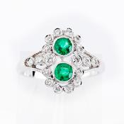 Emerald &amp;amp; Diamond Double Ring image