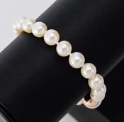 Silver pearl bracelet image