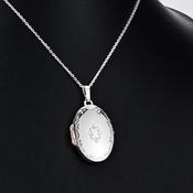 28mm silver locket image
