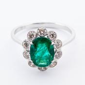 Emerald &amp;amp; Diamond Cluster Ring image
