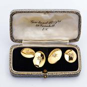 18 Carat &amp;amp; Gold Heavy Cufflinks image
