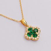 Emerald &amp;amp; Diamond Clover Pendant image