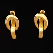 9 Carat Gold Drop Earring