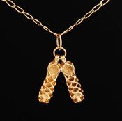 9 Carat Gold Irish Dancing Pendant &amp;amp; Chain image