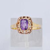 Amethyst &amp;amp; Gold Vintage Style Ring image