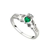 Silver Claddagh Ring with Green Heart - M/6.5 image