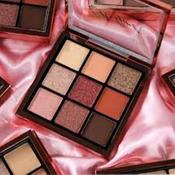 La Girl Keep It Playful Eye Palette - playmate