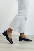 Caprice - 22300 Navy Pump