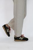 Back 70 - Jogger Green/Gold Trainer image